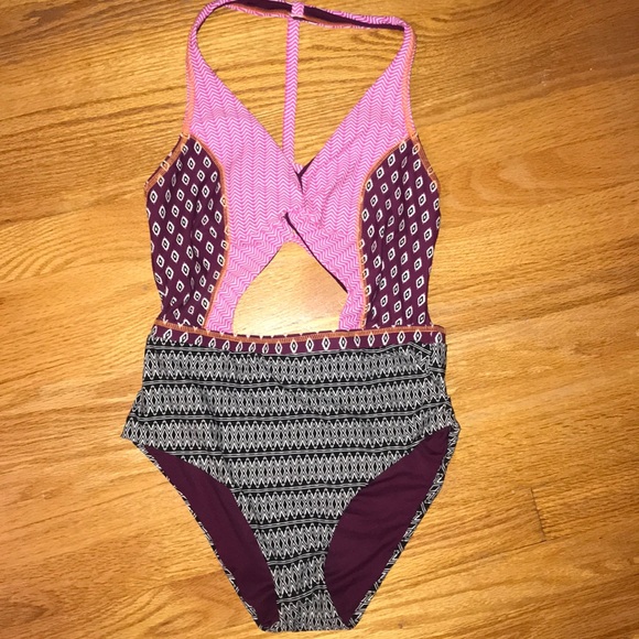 BECCA Other - Rebecca Virtue Cut out one piece